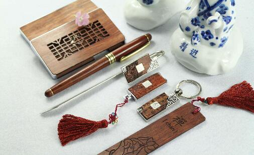 像對情人壹樣，精心挑選會議禮品