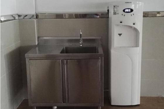 美的商用凈水機河南總代理