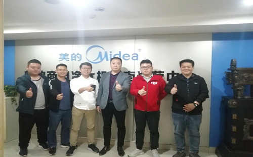 美的商用凈水器總部領導來河南運營中心視察合影